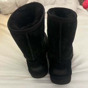 Classic Short Ugg Boots